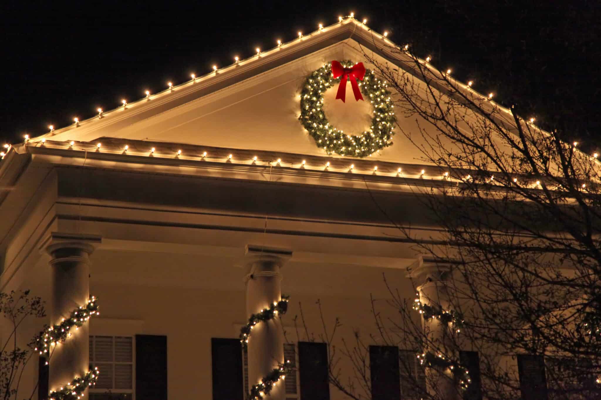 Illuminated residential roofline Christmas lighting in Middle Tennessee